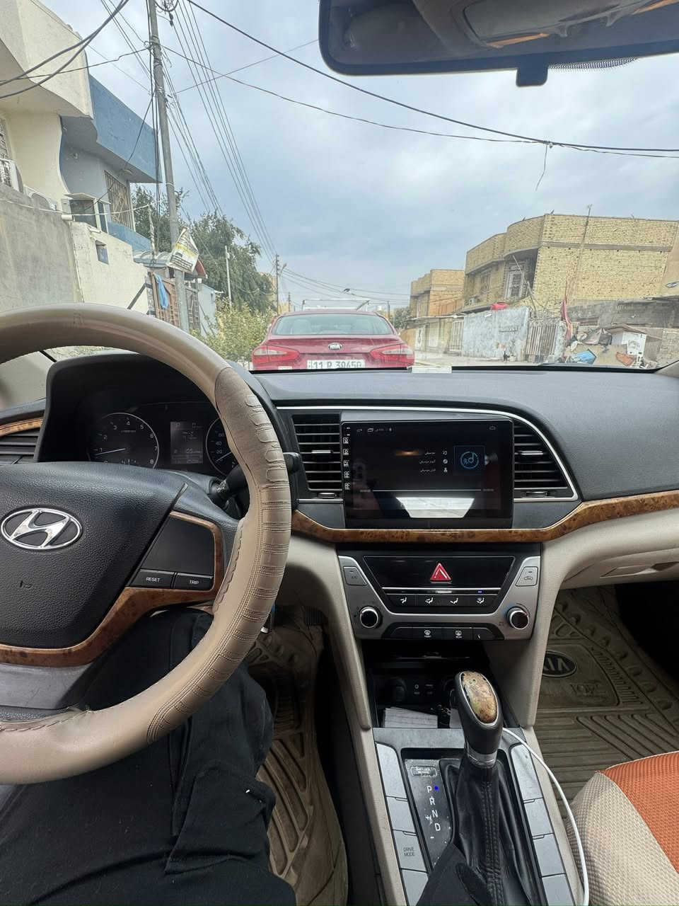 السلام عليكم
النترا ٢٠١٨ خليجي ماشية ١٢٥ الف كيلو فول مواصفات عدا البصمة محرك ٢٠٠٠ دوش بيها صبغ بلباب وبارد بمكانات ثانية موضحة بلسونار 
فتحة سقف 
مري شفط 
شاشة 
حساس 
كاميرا خلفية دوارة 
تحكم ستيرن 
٣ وضعيات قيادة 

السعر ١٦٢ وبي مجال 
*********** 
واتس او اتصال
