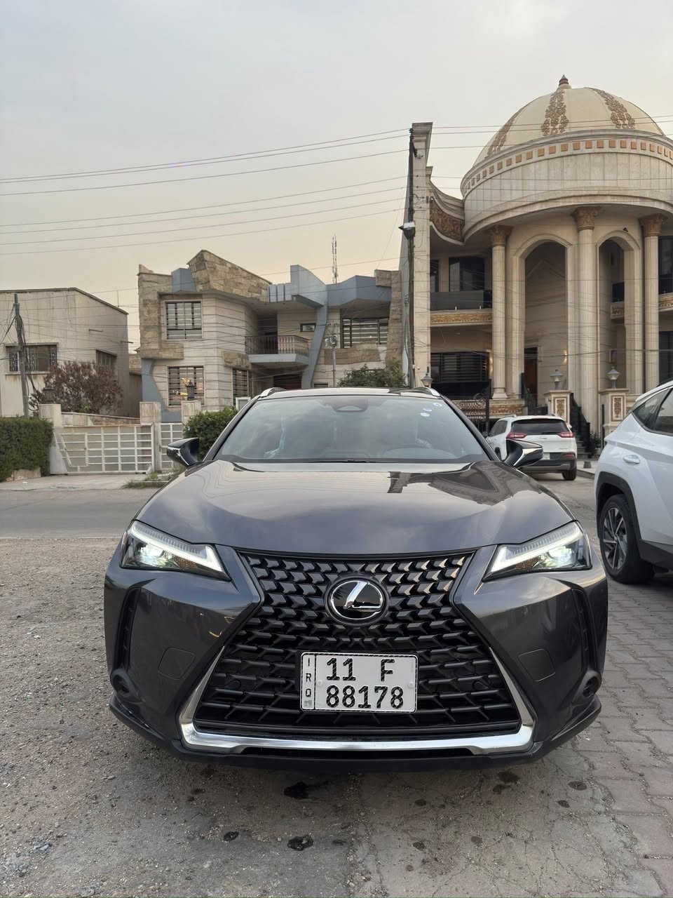 Lexus ux 300h سياره وارد امريكي
موديل 2025 حادثها باب السايق السياره ماشيه 739mi بعدها بترابها زيرو هايبرد السعر 31000$وبيها مجال للتواصل ع الرقم ***********
