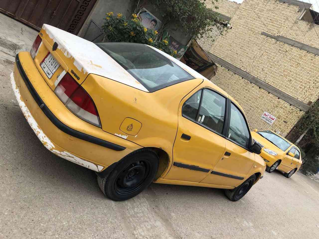 سلام عليكم سمند مديل 12 نضيفه مابيه ضربة  ولا صبغ قم بصره بسمي سنويه صار شهرين صاقطه ومصفره هيه وغرمات سعره ٢٦  مكاني بغداد العبيدي بشرط تحويل  مكينه وكير مكفولات وصدر وتايرات نضيفات ***********
