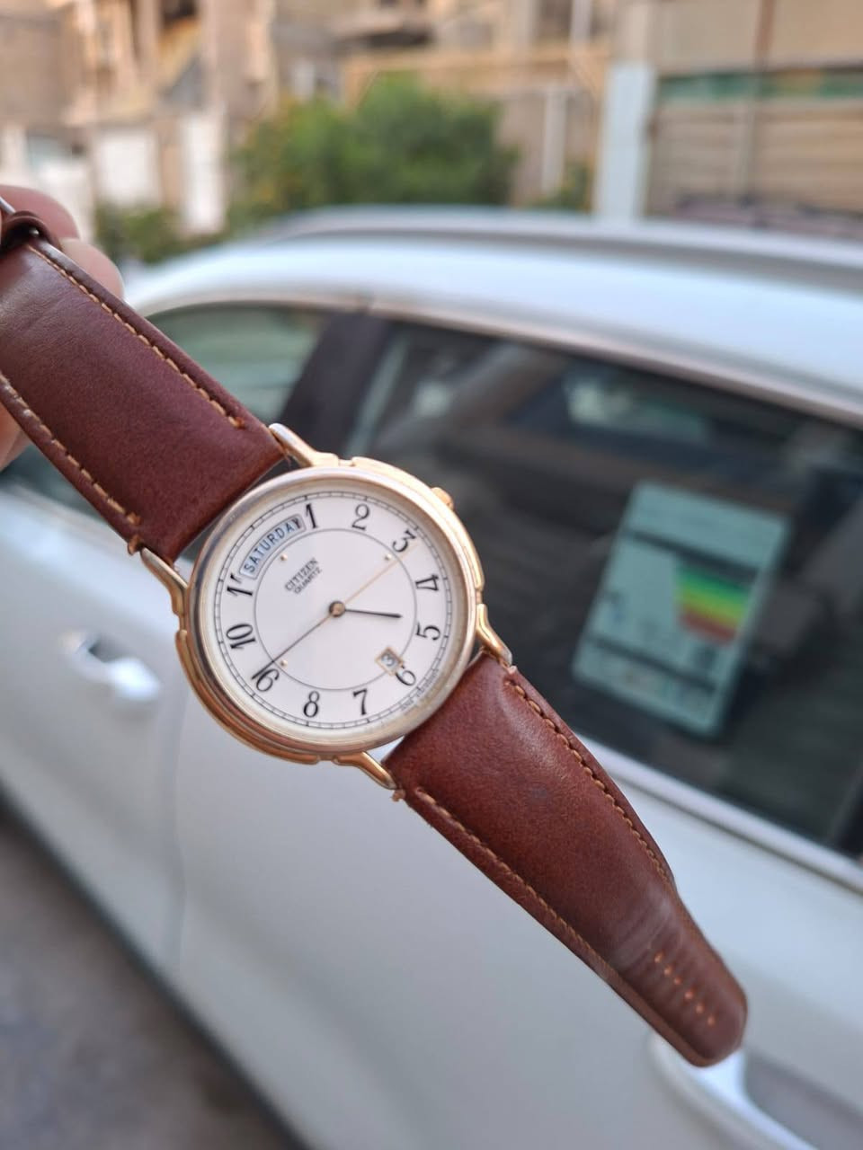 ساعة سيتزن
انتيكة
ياباني أصلي
بطارية
السعر 120 $ 
بغداد _ البنوك او القاهرة
***********
