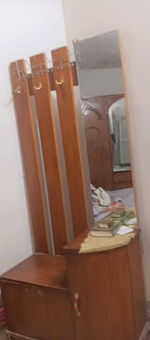 غرفة نوم صاج للبيع الاتصال ***********
