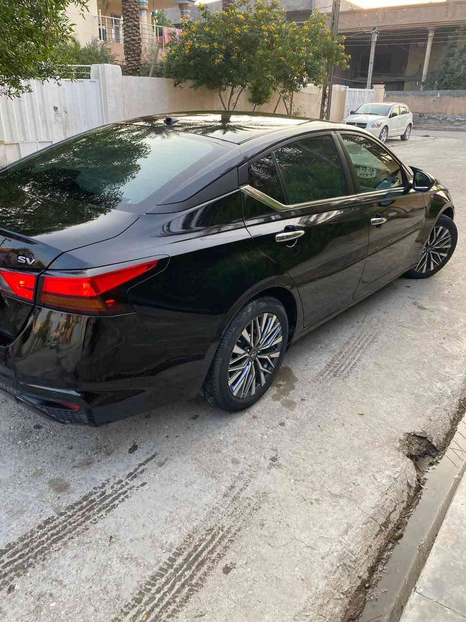 للبيع نيسان التيما 2023 اسود فئة sv
رقم سليمانيه ضرر بنيد فقط بدون دواخل نفسه مصلح بدون ايرباك  جديدة بمعنى الكلمة.. مواصفات شاشه كبيرة كار بلاي.. رادار.  تحديد مسار توقف ذاتي كشن كهرباء.تشغيل عن بعد. السيارة مابيها اي نقص.  مكانها ديالى 
هـ ***********
