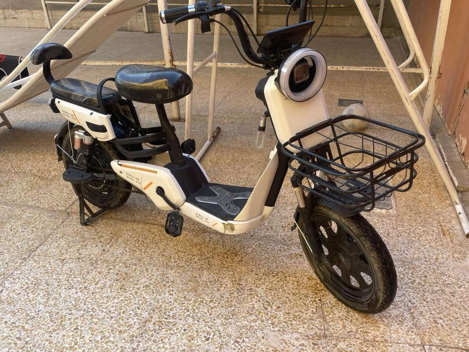 سلام وعليكم ماطور سكل للبيع 5بطاريات شرط الفحص كهربائيات كله شغاله سرعه ٦٥ حقيقي مستخدم اسبوع سعرها 350 وبي مجال يرهم مراوس


**إذا كنت صاحب هذا الإعلان وتريد حذفه لأي سبب، رجاءا أرسل رسالة إلى الدعم الفني**