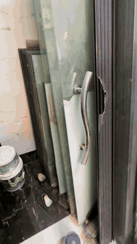 السلام عليكم للبيع بيبان جام العدد 4البيبان كامله هية ويداته  نضيفات بس جيب وشد 
للستفسار ***********هاتف
***********واتساب 
مكاني بغداد
