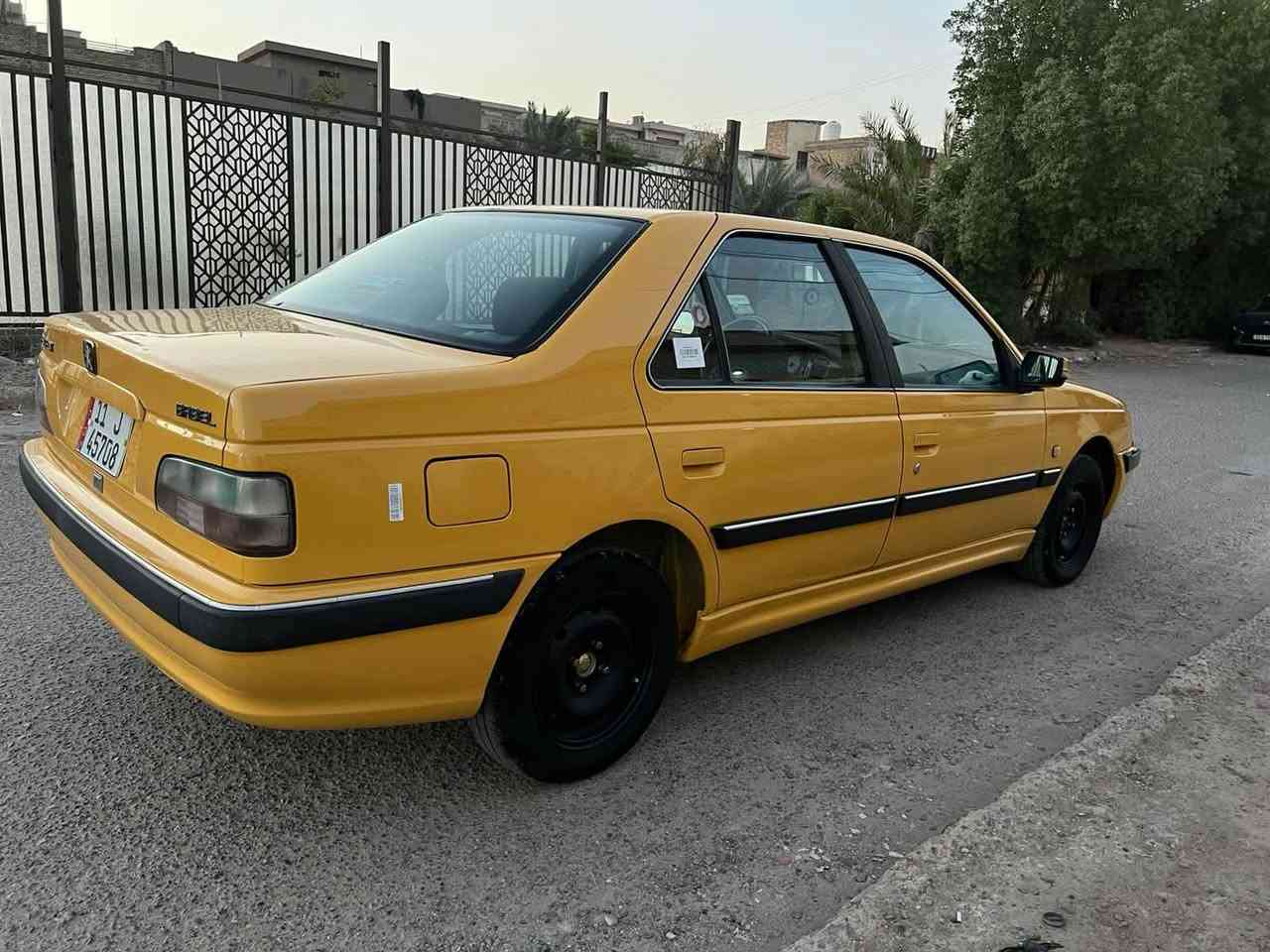 سلام عليكم
بيجو بارص موديل 15

سياره خير من الله تخبل نصبتهه 

بعده بوضع الشركه ماشيه ( 78 الف كيلو فقط )

بيه ضربه زغيره بلجاملخ الامامي صفحه السايق 
وعلى وضعه لم يتم تصليحه 
نقطه صبغ ماكو بلسيارة 

الباقي كفاله عامه

السعر( 49) وبيها مجال حك لجيه فقط 

سيارة كلش كلش حلوة نظيفة مرتبة

مكفولة من كل كلشي  

محرك كير بشرط جديد  

كهربائيات وتبريد تدفئة كلها بشرط 

صدر امامي خلفي جديد 

مصفره هيىة وغرامات.

 السياره باسمي تحويل ثاني يوم

الاستفسار ***********

مكاني بغداد الكراده شارع الصناعه قرب مشتشفى العلويه
