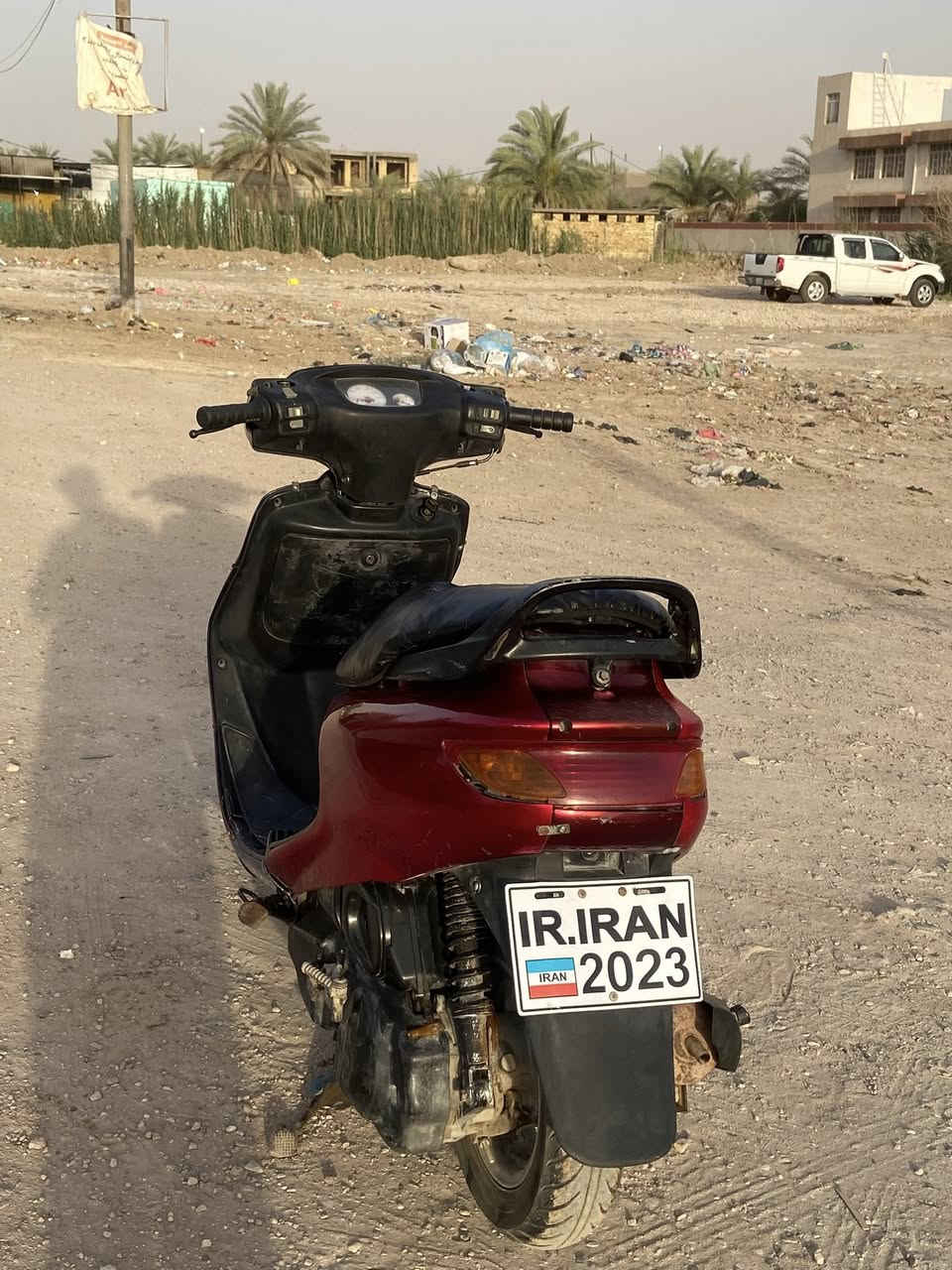 دراجه فراشه نثيه للبيع كلشي ماناقصه مكينته نهضته تخبل ونضيفه بس كهربائياته يرادلهن كتف دراجه خير من الله سعره 300وبيه مجال  مكاني الحله الهاشميه  الشراي يراسلني خاص وبي خير ويدلل الاستفسار: ***********
