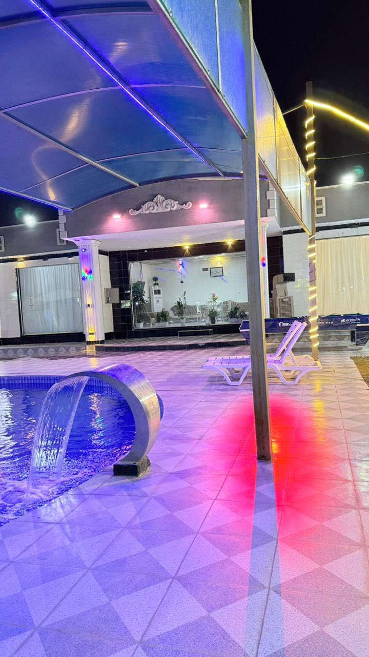 سلام عليكم
مزرعه للبيع 
المساحه 1500 متر
بلد يم سيد محمد شارع الطاحونه مقابيل معمل الغاز 
يتضمن المكان كل وسائل الراحه والترفيه وأفضل خدمة 
🌳 لخصوصية والامان والنظافة💯
🌳كهرباء على مدار الساعة 24🔋 مولد عدد 2 _ 60 كي في 
اوتو تشغيل كهرباء وطني خطين
3 بير + ماء اساله 💧
مجهزه بالعاب اطفال 🌿🛝⚽️🎮🪇♟️
بليارت سوبر ماستر الحديث دبل شاصي 🎱
🌳شبكة اتصالات انترنيت📲
🌳 مسبح كبير 12،50*12،50 تقريبن 150 متر
ومسبح صغير للاطفال 🏊
🌳صحيات شرقية وغربية 🫧 ودوش خارجي للمسبح
🌳مكان مخصص للشواء 🍖🍗
🌳كراج سيارات كبير 🚙🏎️ يتسع الى 9 سيارات
🌳تحتوي على صاله كبيره 1
وغرفتان نوم 2
مجهزه ومؤثثه 
سبالت حديثه عدد 3فول 😴🥱❄️
ومطبخ معزول مجهزة بالكامل
🌳حدايق 💐🌻🌹 
نستقبل الحجوزات من عوائلنا الكريمة  على مدار الاسبوع بنظام حجز شفتات ويوم كامل .ونطيها هيه ولحجوزات البيها
الستفسار *********** 

#صلاح الدين/ #قضاء_بلد / #مزرعه_للبيع
