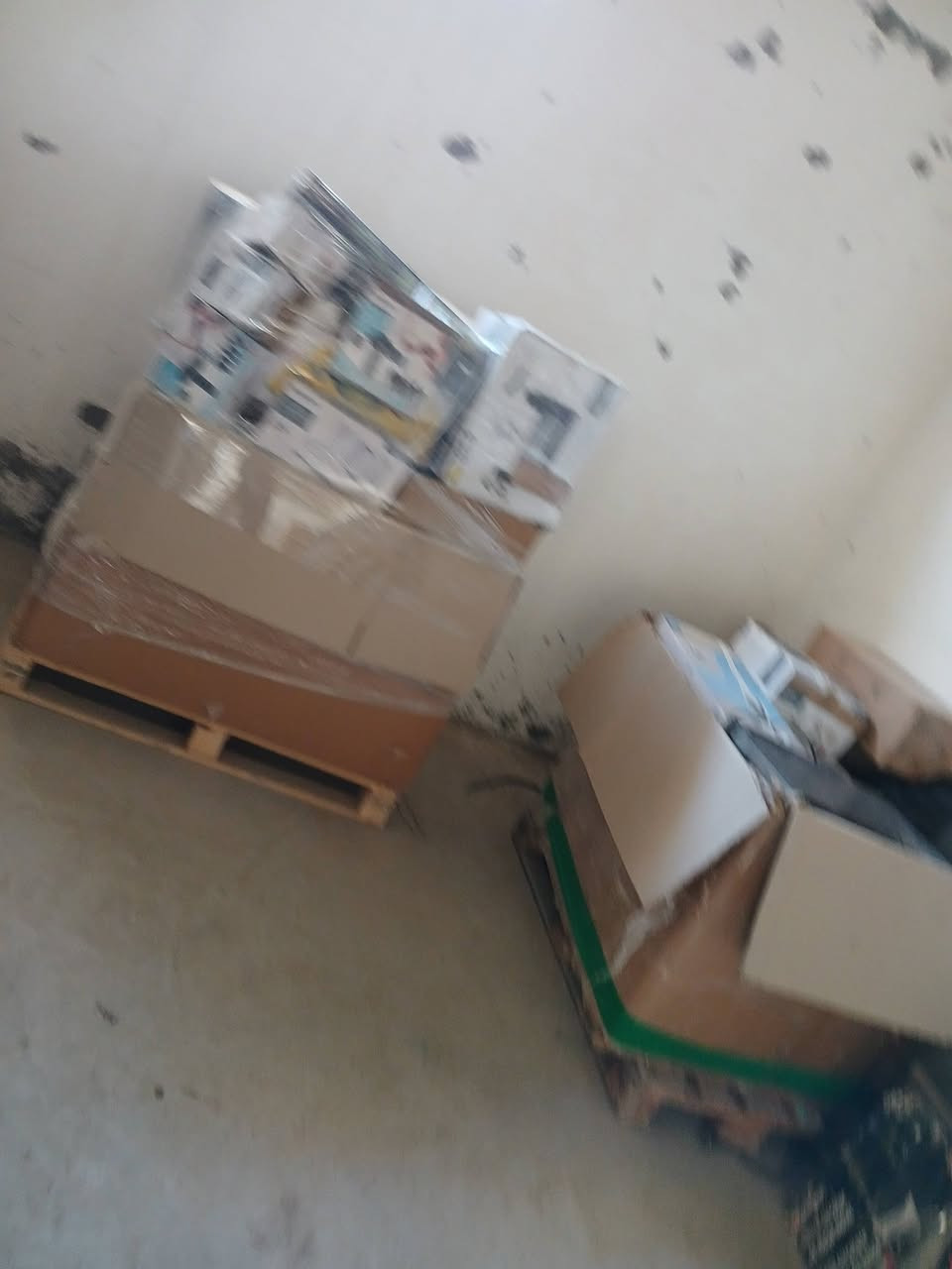 على بركه الله شلعه خير من الله تفتح بث وتبدي  مشروعك مايكرويف اوفنات قلايات هوائيه مكانس شحن و غسل وكنس سكيبات دبل عدد ٢ مشكله  شلع الي بل صوره وسعر بلاش واتساب ***********
