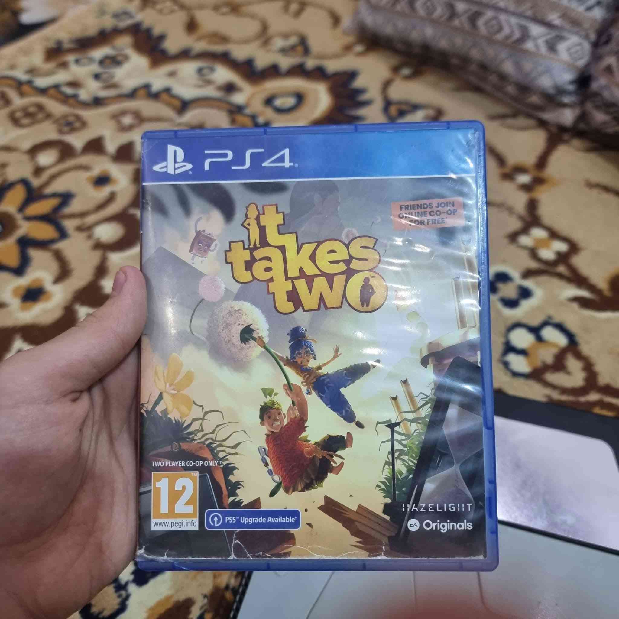 PS4 جهاز نضيف ما مفتوح اونلاين  كلشي شغال بيه ويا يدات ٢ اصلي ويا قرص IT TAKES TOW 

 ويا حساب العاب حساب TOMB RAIDER DEFINITIVE EBITION
ويا ثيم مرتب
THE CROW 2 

NEED FOR SPEED 
 تواصل ***********

و متوفر على ماسنجر مكاني نجف حي الهنديه
يابه جهاز نضيف و تعال افحص وخذ لا مفتوح ولا اي شي جديد سعره بس ٢٥٠ وبي مجال
