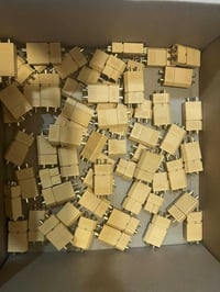 زوج • الكترونيات • اكسسوارات