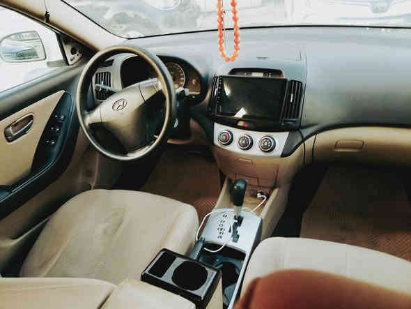 ....اللهم صل على محمد وال
النترا المقدس للبيع موديل 10
اكشن عالي  
محرك 1600
كامري خلفي 
بي خشم جملغ مامي خلفي قليل فقط سونار موجود بل 
سياره كير محرك مكينه كفاله عامه بلادي 
تخم تاير شواصي مكفولات بلادي 
دوخل نظيفه سياره حلو معنا الكمله بل عافيه ياخذها 
رقم ربيل تحويل شوكت ما يعجبك حولك 
سعار سياره 105بي مجال شي بسيط 
العنوان بغداد بلديات نتصل وتدلل عله رقم
***********
