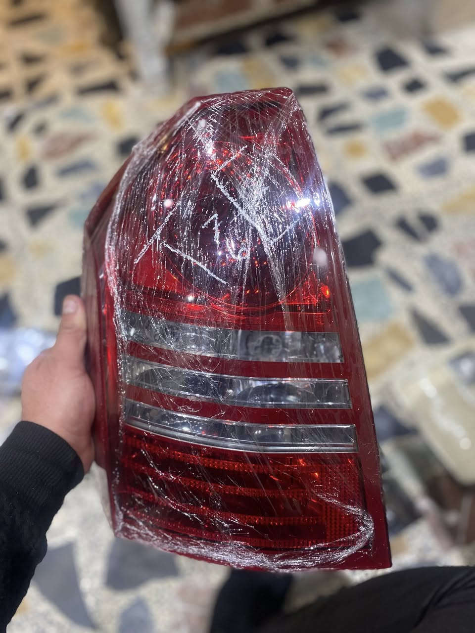 بك لايت هيمي مال كصه 2007 سعرهن 85 
موجود توصيل وين ما تريد 
رقمي واتساب فقط 
***********
