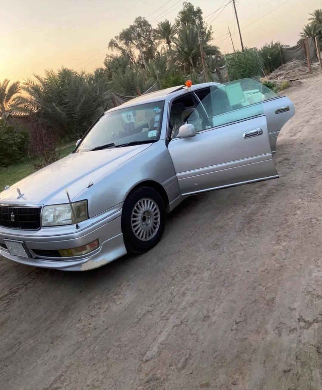 سلام عليكم راس ثور فلات موديل 96 كرستال سياره فتحه بلاديه دواخل الفين رقم انبار بسمي مشروع وطني سنويه لل 27 تبريد خير من الله وتخم تاير جديد وحداديه جديده مكينه 3000vvti فيشتين سعر 83 وبيها مجال ***********
