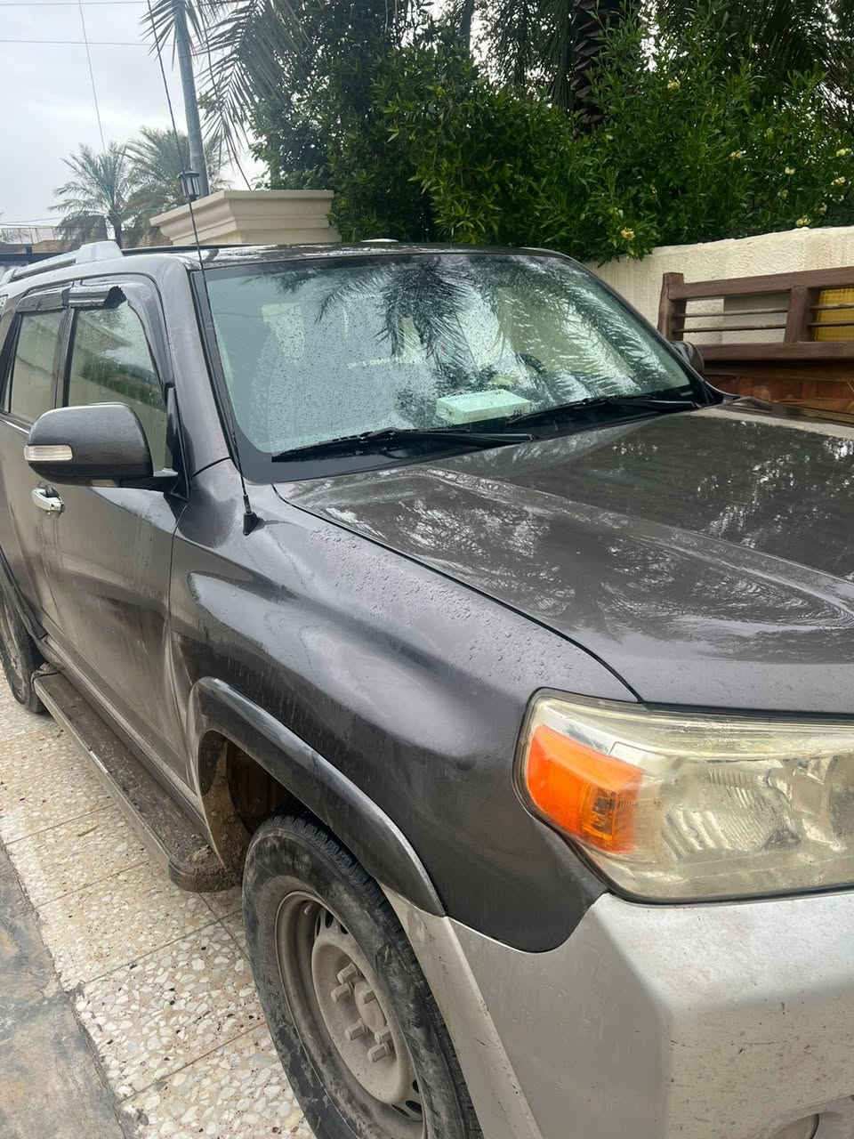 السلام عليكم للبيع فورنر مديل 2012 مواصفات SR5 السيارة خير من الله على ايدي مال جناي تخم تاير جديد حدادية جديد ضررها صفحه السايق بدون دواخل مكينه وكير كفاله لمعرفه السعر والتفاصيل الاتصال على ***********
