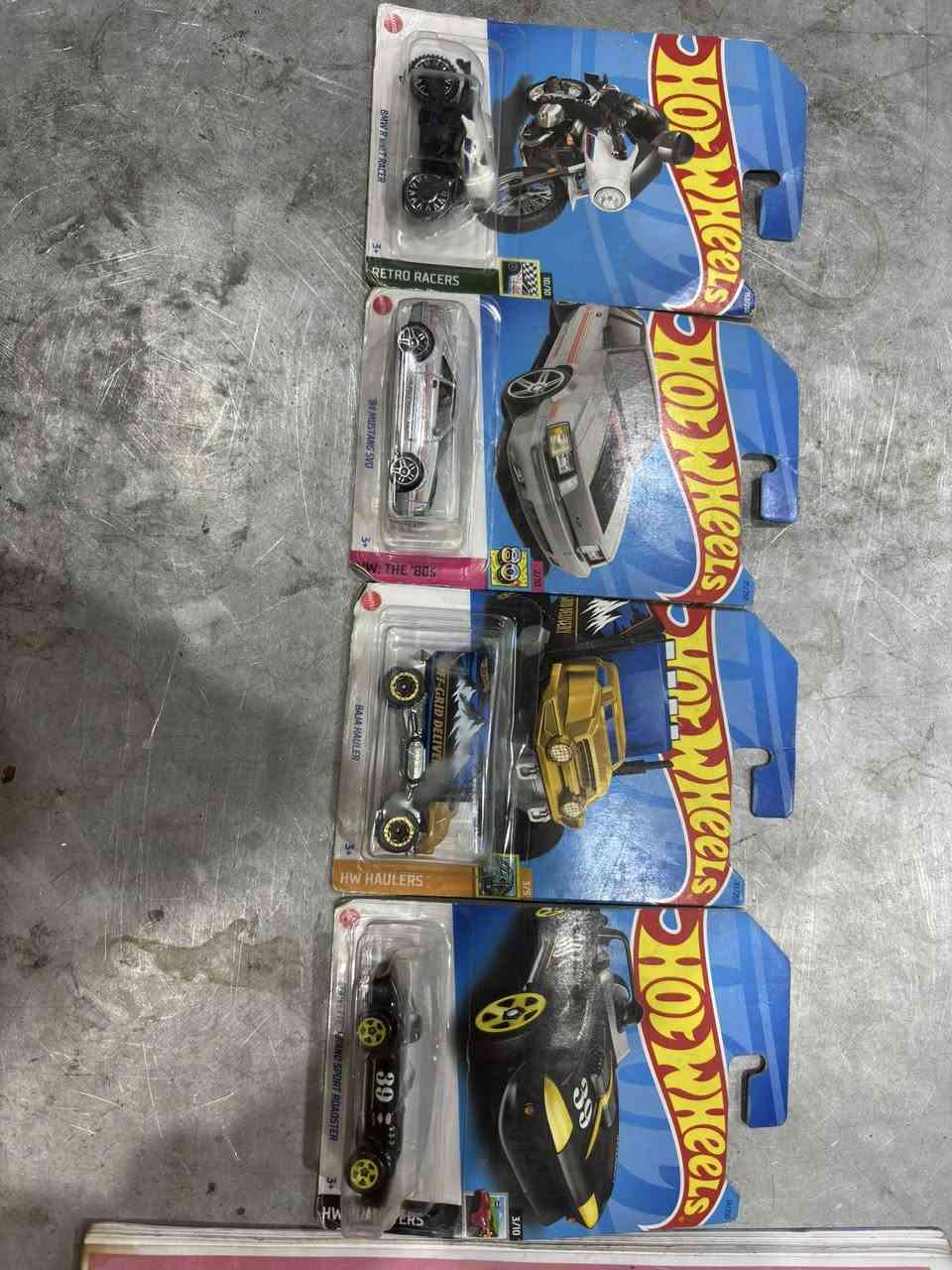 ￼توفرت من جديد و أشكال جديدة 😍🔥

مجموعة سيارات
صناعة شركة HotWheels 

الحجم 1:64

السعر ألفين ونصف فقط للقطعة 🔥 

يتوفر توصيل لجميع محافظات العراق 🤩💙

 📍العنوان / شارع فلسطين - خلف المستشفى العالمي 
مكتبة الأمين للحجز و الاستفسار على الرقم او مراسلة الصفحة ***********
#مصغرات #سيارات_مصغرة #بغداد
