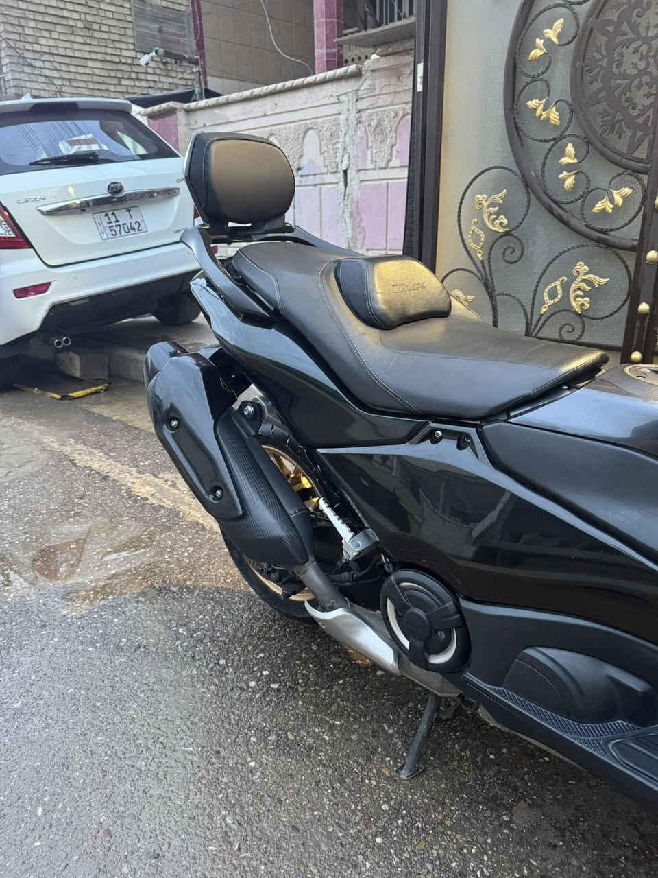 السلام عليكم اخوتي العزاز مرخصت مدير الكروب  تي ماكس مديل 2023 مكفوله كفاله عامه جيب فيتر وفحص ع راحتك نازله من الربه صاله ٢٦ يوم نوع تاج ماكس ائله فئه تدفه باليدات والكشن شاشه تثبيت سرعه قياده نوعين فول موصفات تجي وشوف بعينك ستان كهرباء دراجه شكد ما تحجي عليه قليل بحقه 
الي يحب يتصل وبي خير ويدلل 
*********** وبي وتساب 
والشراي يدلل عليه والي مو شراي لا يتعبني رحمالله والديكم ويكسر بحلال العالم 

العنوان بغداد الكاظمية قرب معارض مال بوابه 
السعر 105$  وبيه مجال لشراي
