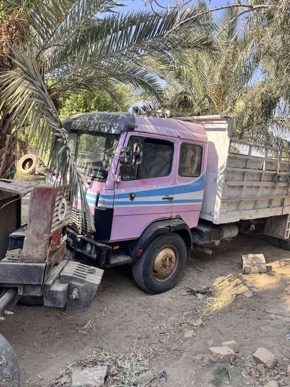 سلام عليكم البه للبيع بسعر مناسب جداً رقم بسمي مشروع وطني تحويل مباشر السياره يرادلها شويه ترتيب كير ومحرك مكفول للاستفسار الاتصال على الرقم ‭0773 238 3961‬
