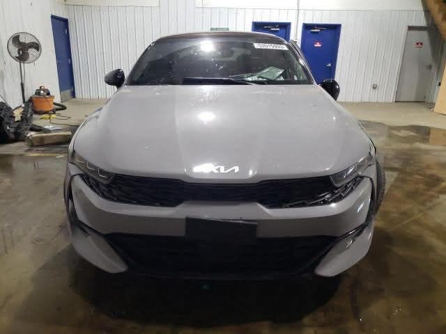 سلام عليكم كي فايف k5
موصفات جتي لاين 
فول على الاخير  موصفات بنوراما 
موديل 2022
1_الون  سمنتي 
2بصمه 
3 ماشيه50mi
4 داخل احمر 
5 كشنات هيترات
6 بصمه
5مثبت سرعه
6نضام ABS
7مانع انزلاق
8حساس  اطارات 
9بك لايت لد
10شاشه كبيره لمس
11كامره دواره
12كشافات اماميه 
13شاشه عطال 
14ويا كروم 
15ردار جانبيه 
16مراقبه نقطه العمياء 
17ردار الخطوط البيضاء  ردار امامي وخلفي وجوانب السياره 
18شاير  با المري 
19كشنات جلد احمر
20مقعد ساق كهرباء 
21الايت ثلاث عدسات +ليد 
22نضام قياده خمس وضعيات 
23 توقف ذاتي
24بلوتوث +usb+auX
25 تحكم ستيرن مع تدفئه بالستيرن 
26كير اوتو +عادي 
27الخريطه 📍
28صندوق كهربائي
 29 زنود + ليد 
30نوتو هولد
31التشغيل عن بعد 
‏AUTOHOLD   32
33تصميم خارجي رياضي 
34نضام المحلاحه
35مصابيح الخلفيه LED
36مصابيح ضباب LED
37محرك تيربو 1600

تشغيل عن بعد قيادة ذاتيه اربع قيادات بيها 
صور الحادث مرفقه مع الصور
رقمي ***********
مكاني بغداد الاعضميه
السعر
180 
 وبيها مجال لشراي 
رقم معوقين بغداد /وكاله عامه بأسم المشتري
