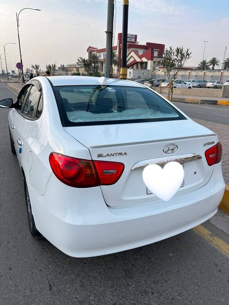 سلام عليكم  
النترا مقدس 2009 
ثلاث قطع صبغ 
السعر 93 
الاستفسار والاتصال ***********
