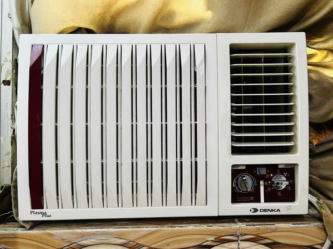 السلام عليكم
مكيف للبيع اخو الجديد نوعيته دنكا  حجم طنين بلادي مامصلح شرط التبريد شرط الفحص
***********
#صيانه_سبالت_موقعيه 
#_شحن_غاز
#تنصيب_سبالت_موقعي
ناصريه مركز اقضيه ونواحي
يوجد شد سبالت ❄️
فتح ونقل سبالت🏞️
تغير مكان السبالت 🔅
غسل سبالت❇️
وبضمان العمل 
***********
***********
نشتري جميع انواع السبالت الفتح علينه 
ماعليك غير تتصل ونجيك لباب البيت
واتساب موجود
