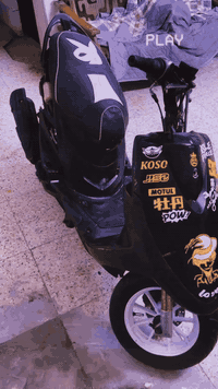 سلام عليكم دراجه خير من الله اي نقص مابيها بس هملتها بسبب الشغل ومتروكه نكره سلف وهندر كلجات بلاد مكينه 55 تعمير جديد  لا تنقيص لا تبخير بس معلكه ولفات، سعرها 350 وبيها مجال بسيط  مكاني بغداد الاسكان مال منصور شارع مدرسة القدس، هـ *********** واتساب، او مراوس شعندك راسل واتساب
