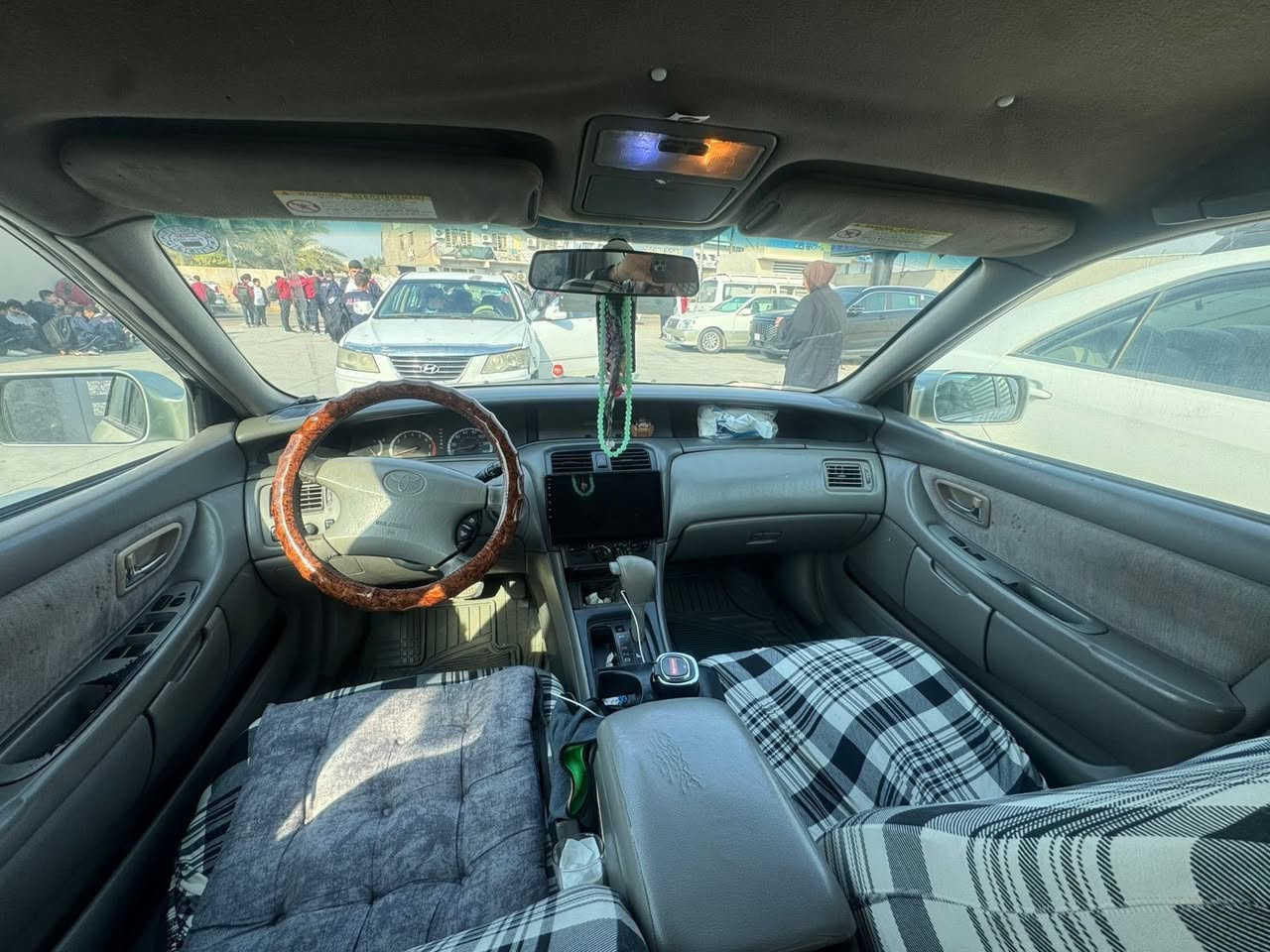 السلام عليكم
مكلف بالنشر للأستفسار اتصل بالرقم
افلون للبيع موديل  ٢٠٠٠ سيارة وارد أمريكي سياره داخله كلين سياره كفاله عامه من الضربة والصبغ بيها فقط بارد على كد خمس أصابع بالبنيد سياره جاهزه من محرك وكير وصدر أمامي خلفي وتخم تاير كله جديد سياره جديده مال بيت رقم أربيل دولي بأسمي تحويل شرط السعر شده (١٠٠) وبيها مجال رقم الهاتف *********** مكانها صلاح الدين قضاء بلد
