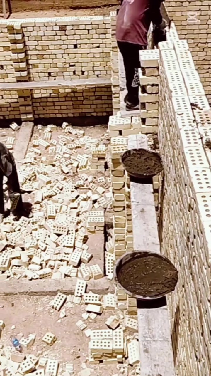 السلام عليكم 
خلفات بناء درجه اولى دقه بالعمل دكه وزن طابوكه,🏤🏘️ سريع الانجاز وعلى الموعد متوفر لدينا كرسته وعمل وجميع التصاميم التي تنال اعجابكم 
الاتصال على الارقام التاليه 
***********/***********
