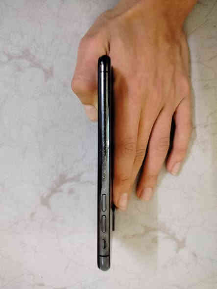 ايفون x
مبدل شاشه GX
ومبدل بطاريه مضبوطه 100 
ذاكره 64 
سعره 110 وبي مجال لل طيبين 
التواصل واتساب ***********
