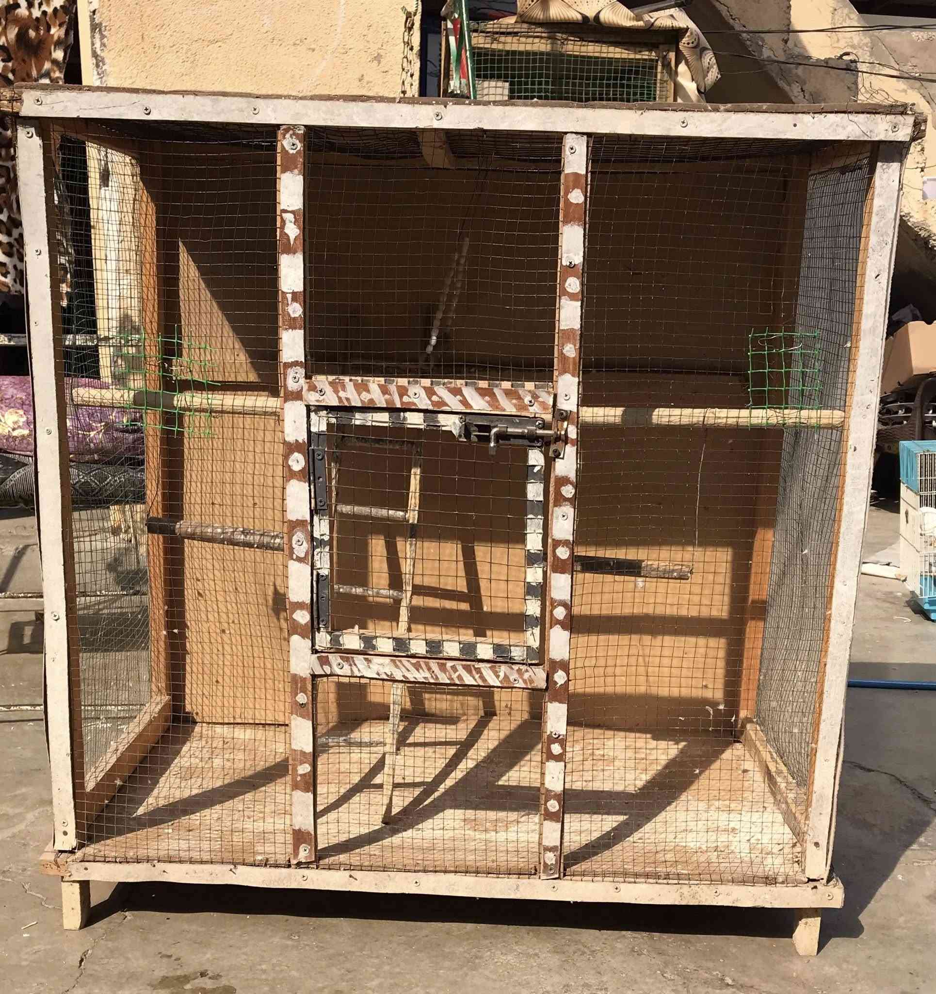 السلام عليكم من رخصة صاحب الكروب قفص طيور حب للبيع ارتفاع 95 عرض 95 نزال 50 سعره 25 وبي مجال تواصل خاص مكاني كركوك


**إذا كنت صاحب هذا الإعلان وتريد حذفه لأي سبب، رجاءا أرسل رسالة إلى الدعم الفني**