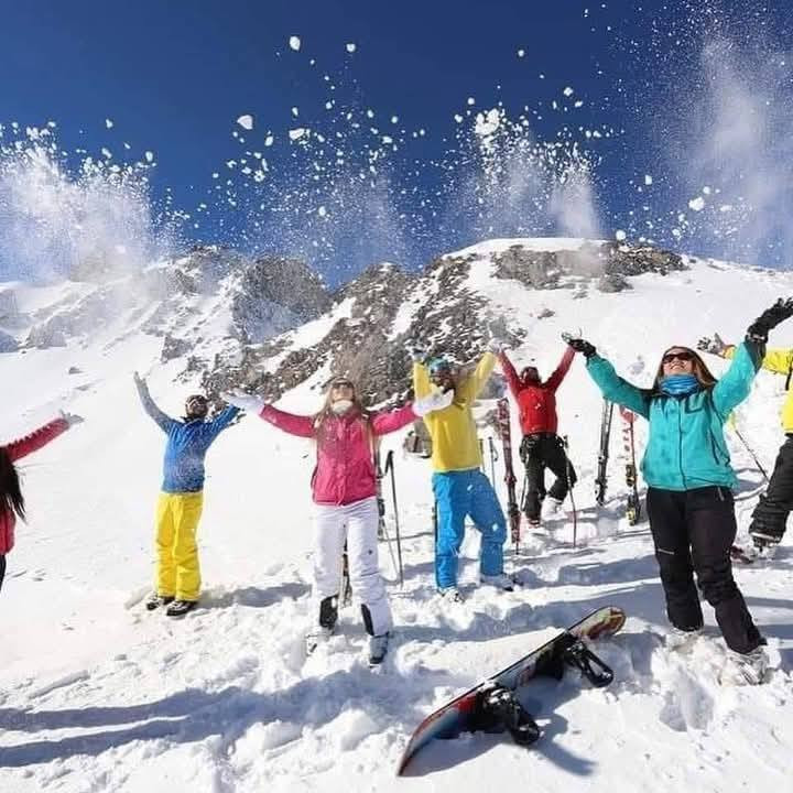 #عاااجل_تحطيم_الاسعار ⛔
#احجز_الان_قبل_نفاذ_المقاعد‼️‼️‼️
#عرووض_مميزة_وياشركه( تبارك العالميه )
                    😉 للسياحه والسفر 😎
            (ملاحضة بدون جمع مبالغ بل طريق)   
      
رجعنه وياكم مسابقه جديد  🌺
شروط المسابقه 
1.. مده المسابقه اسبوع 
2.. مشاركه البيج 5 مرات+دعوه للصدقاء 
3.. نشر صوره داخل المنشور اكثر عدد لايكات الصور  تربح
4.. عدد الفائزين 2♥
جائز الفائز..... رحله مجانيه مع. الدخوليات ❤️
       
              (برنامج هاذا الاسبوع )
 
1.🌎دهوك جبل كاره + داخل فقط 10.000
2.🌎اربيل جبل كورك مصايف 10.000
3.🌎اربيل مبيت ليله يومين   35
4.🌎 اربيل يوم واحد داخل    5.000
  ------------------------❤------------------------
#_دهوك_جبل_كاره_الثلجي 10.000
⛔الصعود الى قمه جبل كاره الثلجي  ⛔اسطنبول مول
⛔مطعم
⛔مدينه العاب دريم ستي
⛔حديقه الحيوانات
⛔فاملي مول كارفور
  ⛔جبل زاوه اختياري 
------------------------❤------------------------
#_اربيل_مصايف_وثلج 10.000
⛔جبل كورك_او جاج عمران
⛔مطعم
⛔شنكل بانه
⛔مصيف بيخال
⛔مجدي مول
------------------------❤------------------------
#_اربيل_يومين 35.000
⛔ حاج عمران حسن بيك الثلجي او جبل كورك 
⛔مطعم
⛔شلال كلي علي بك 
⛔مصيف وشلال بيخال
⛔منتجع شنكل بأنه 
⛔اليوم الثاني او بلعكس
⛔سوق القلعة
⛔قاعة التزلج 
⛔مجدي مول 
⛔مطعم 
⛔مجدي لاند مدينة اللعاب 
⛔مركز تسوق ملابس
------------------------❤------------------------
_اربيل_تسوق  5.000
⛔سوق القلعه
⛔مجدي مول
⛔قاعه تزلج
⛔مطعم
⛔بارك شاندر
⛔مدينه العاب ماجدي لاند
⛔بازار سنتر
------------------------❤----------------------
 
                         ⭕️انتباااااااااااااه⭕️
 ⭕يغلق الحجز قبل انطلاق الرحلة بيوم على الاقل ⭕

-----------------------❤️--------------------------
⛔ملاحظة مهمه،،،،،،،،،،،،،
❤️دخوليات الإماكن السياحية على نفقت المسافر❤️

____________🚸تبارك العالميه 🚸____________

تتظمن برامجنا
🌸فنادق اربع نجوم مميزة🏬
🌸باصات حديثة ومكيفة🚍
🌸وجبات فطور صباحية اوبن بوفيه🍩🍮
🌸مسابقات وجوائز🎊
🌸الأطفال دون السابعه مجانا🥰
🌸ضيافة مقدمة من الشركة🤗 سما النوارس 
🌸مصور خاص بالشركة في الرحلة📸
🌸توزيع هدايه مقدمه من شركه 
( سما النوارس ) 

للحجزوالاستفسار :-
مراجعة مقر الشركة : 
العنوان / موصل/ حي شرطه /  
فرع ثاني حي الوحده 
 

او تسمعونه صوتكم على الرقم التالي

☎️(***********) بي واتساب 
☎️(***********)
