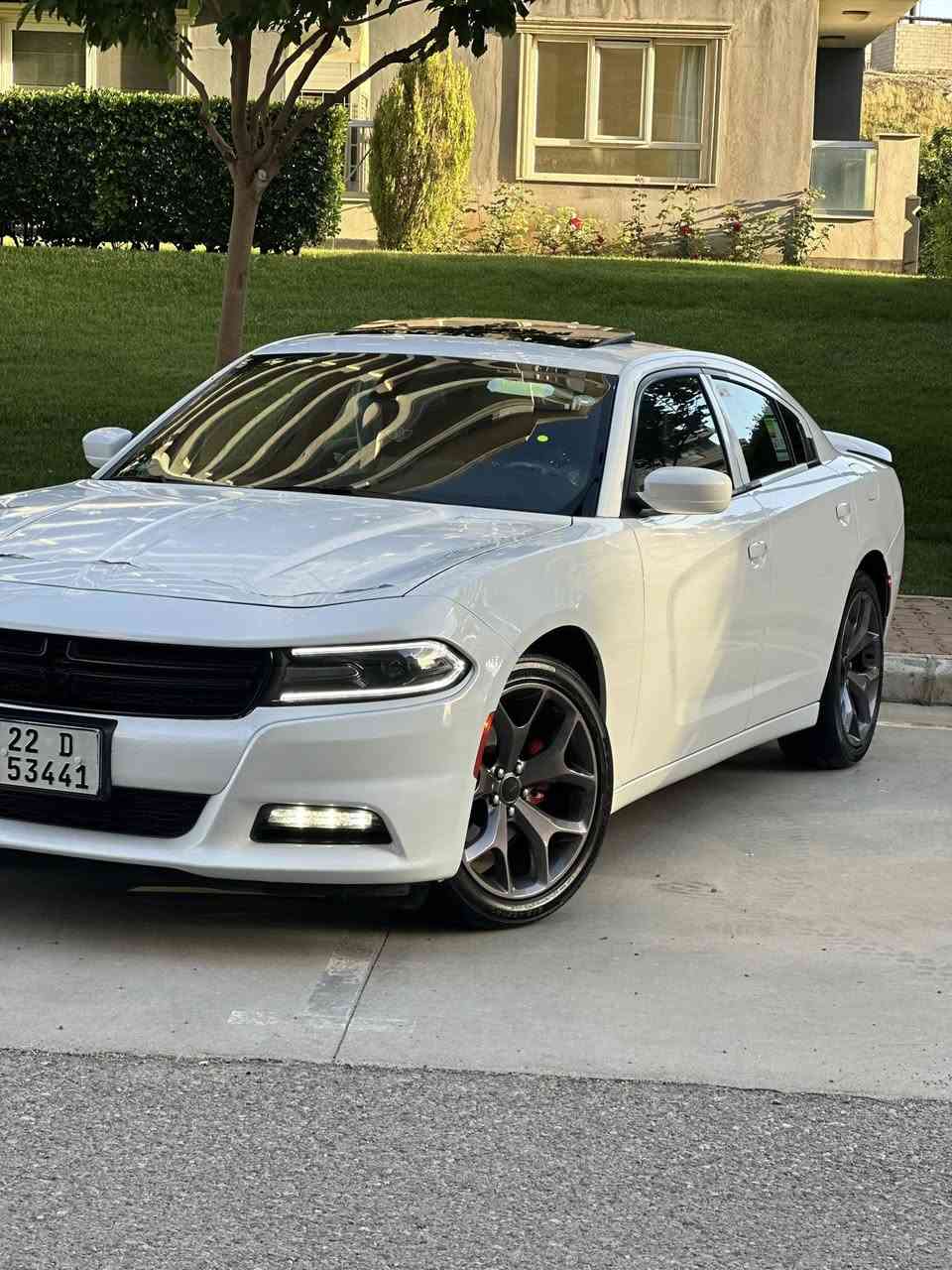 سلام عليكم دوج جارجر موديل 2018 sxt plas سياره فول مواصفات سياره شركه هارلم مكفول كفاله عامه كلين تايتل  شركه هارلم رقم هاتف ☎️ 
***********
مواصفات السياره sxt plas
شاشه كبيره 
تشغيل عن بعد شفتات استيرن 
كشنات خزن ميموري 
مع استيرن خزن
كشنات تتفيه بريد 
كشنات امامي كهرباي
كشنات خلفي تتفيه 
داخل ابيضvip 
فتحه سلايت روف
استيرن تتفيه
كامره خلفي دواره 
رادار جانبي
نقطه عميا
ترحيب
سياره ماشيه 68
مرايه قلاب مع رجوع
يعني فول مواصفات كلين تايتل اربع تايرات جديدتبريد  ثلج 🧊 صدر امامي خلفي جديد  رقم هزه سنويه كله جديد بسمي شرط تحويل مكان سياره سليمانيه 
رقم هاتف ☎️ ***********
