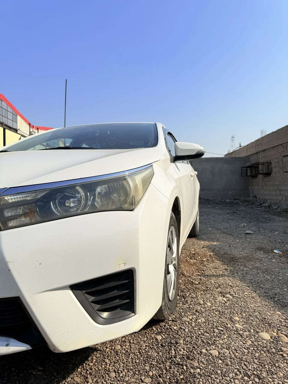 السلام عليكم كورلا 2015 خليجي سيارا عل ايدي سيارا نضيفه مابيه اي نقص  سيارا جديدا ومواصفاته مبينه سعر 135 وبي مجال للطيبين للاستفسار عل الرقم ***********
