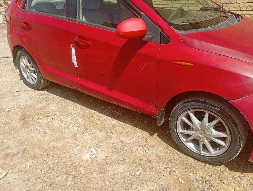 السلام عليكم 
شيــــــــــري أفلاوين ١٣

جاهزه تقريباً نواقص بسيطه اخياسات واضحه بالصور
مكينه كير تبريدجاهزات 
رقم بصره الماني سعرها22$
***********
مكانها ناصريه
