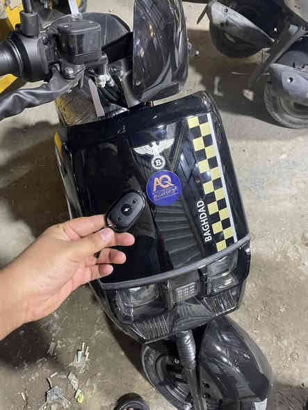 ‏سلام عليكم دراجة شحن للبيع جديدة ما مستخدمة شهر واحد السعر***********
