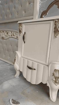 غرفه مدرعه شغل ثكيل درجه اولى استخدام قليل أخت الجديد مفصلها راعيها ب  4 ملايين شغل عراقي وتصميم تركي رجلين زان تاج زان داخل وخارج صاج  ضهر جرجوبه دفن شد براغي الياخذهه خل يكول جديد مو مستخدم فقط عن الحلال والحرام اكلك مستخدم للاستفسار أكثر واتساب ***********
