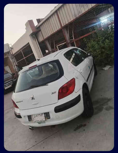 بيجو  2006 بو فروشتن
سه نه وى و وكاله به شه رت
گير اتوماتيك
جام كاره با
ته بريد
گير و مه كينه ى به شه رت
نرخ ٣٧ گه لا
 گورينه وه ش ده كه م له گه ل مه ليكه و شاهينه
***********
