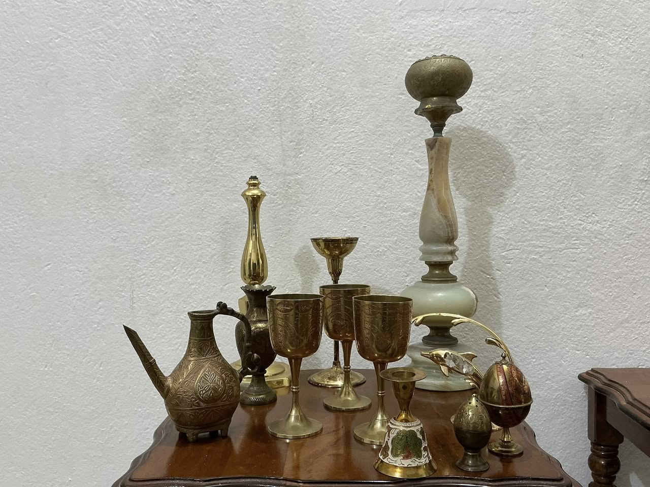 انتيكات قديمة من النحاس العدد 145 قطعة للبيع  للاستفسار ***********
