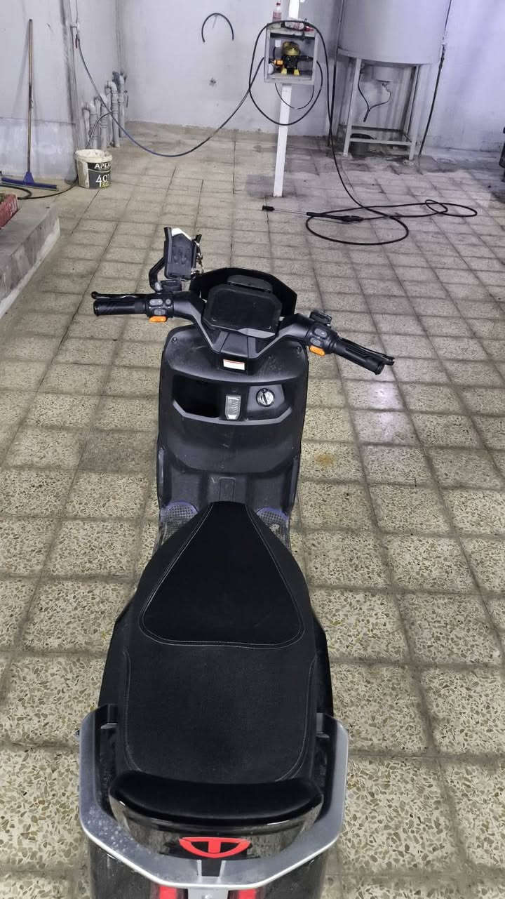 السلام عليكم للبيع دراجة ريان وحش الكون 
الماطور كامل من كل النواي يحتوي على وصل شراء ماخذ اب مليون وربع ويحتوي على بصمتين والماطور اشرطلك العق والف والبطاريات يحتوي على ٦ بطاريات مسطرة التفاصيل الاخرة خاص السعر ٩٥٠ وبي مجال


**إذا كنت صاحب هذا الإعلان وتريد حذفه لأي سبب، رجاءا أرسل رسالة إلى الدعم الفني**