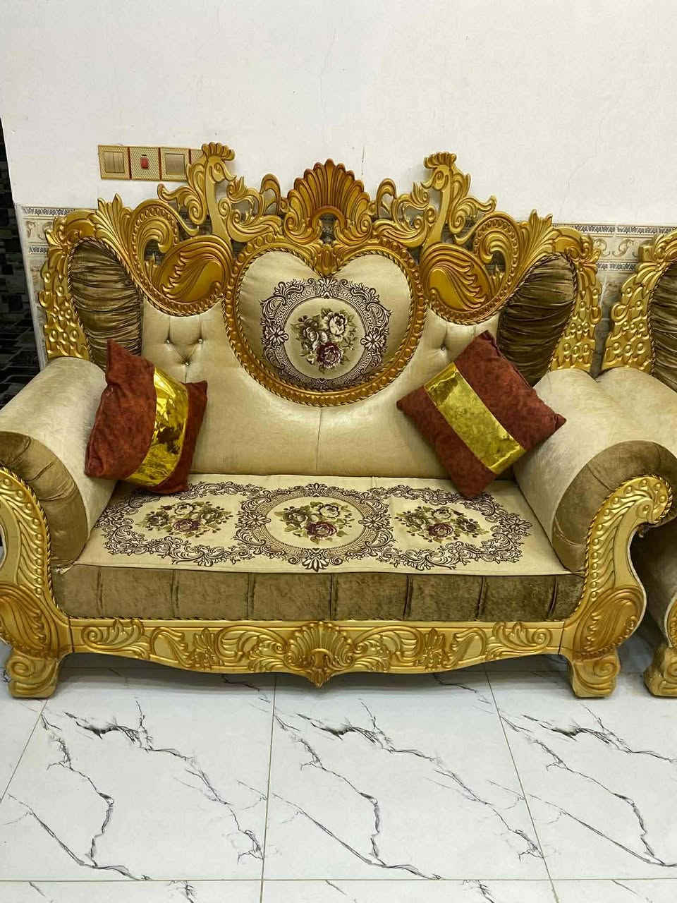 سلام عليكم تخم ملكي للبيع جديد مسخدم قليل سعره 1250وبي مجال مكاني كوت جرحى خاص متواجد بي وكت


**إذا كنت صاحب هذا الإعلان وتريد حذفه لأي سبب، رجاءا أرسل رسالة إلى الدعم الفني**