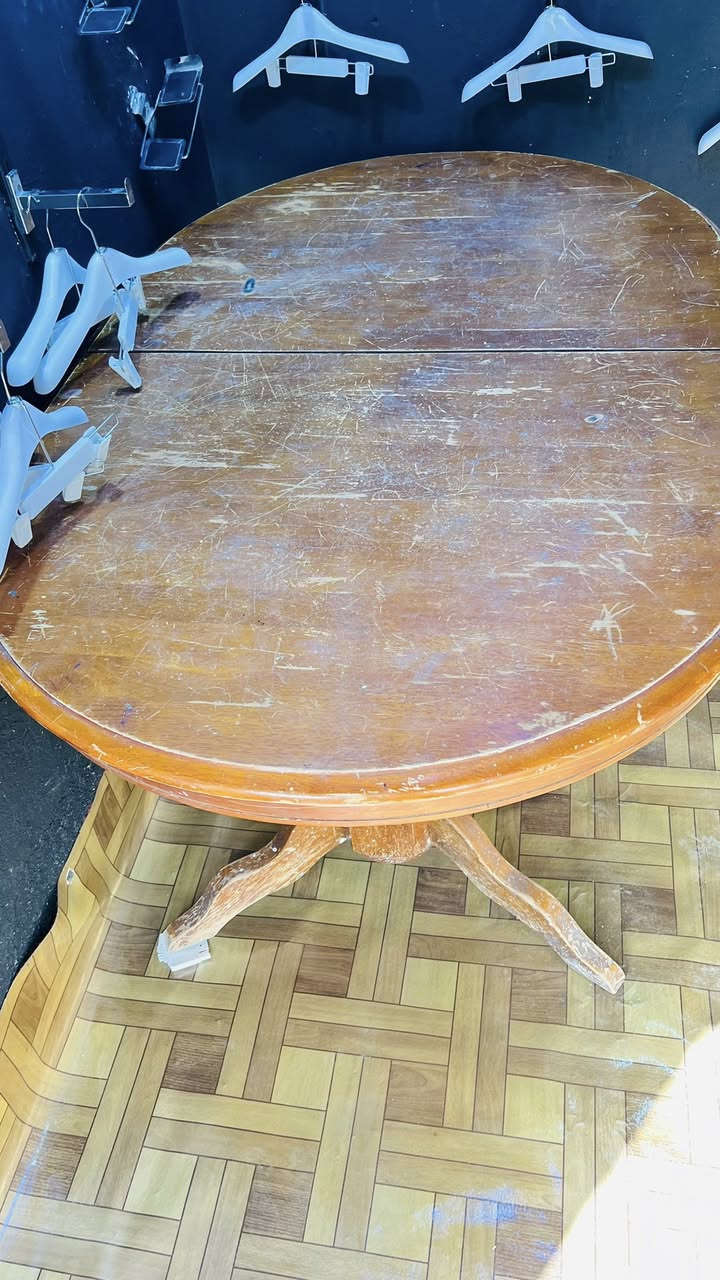 ميز للبيت عايزة فقط صبغ ميز تراثي


**إذا كنت صاحب هذا الإعلان وتريد حذفه لأي سبب، رجاءا أرسل رسالة إلى الدعم الفني**