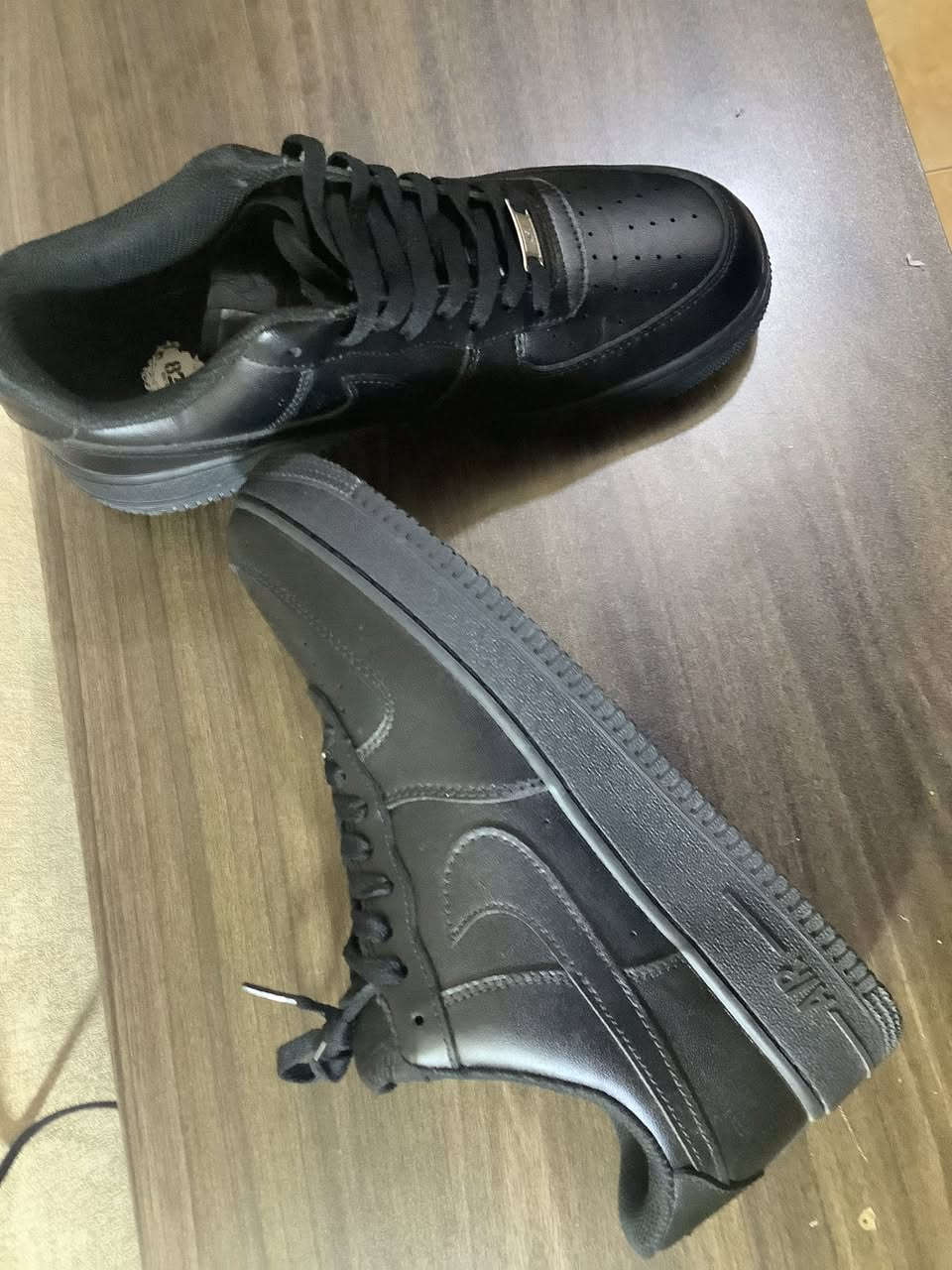 حذاء نايك ايرفورس اصلي قياس 44 يلبس 45 يجي وية كارتونة سعر 65 مكاني ديالى بعقوبة عندي توصيل 
ملاحطة : حذاء اصلي مو كوبي


**إذا كنت صاحب هذا الإعلان وتريد حذفه لأي سبب، رجاءا أرسل رسالة إلى الدعم الفني**