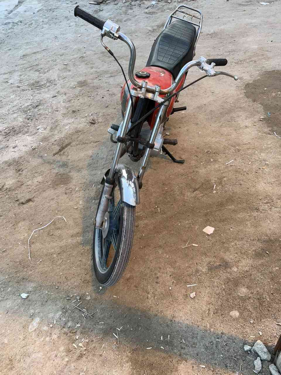 دراجه ايراني للبيع بسعر مناسب نقصها بس ويل وره


**إذا كنت صاحب هذا الإعلان وتريد حذفه لأي سبب، رجاءا أرسل رسالة إلى الدعم الفني**