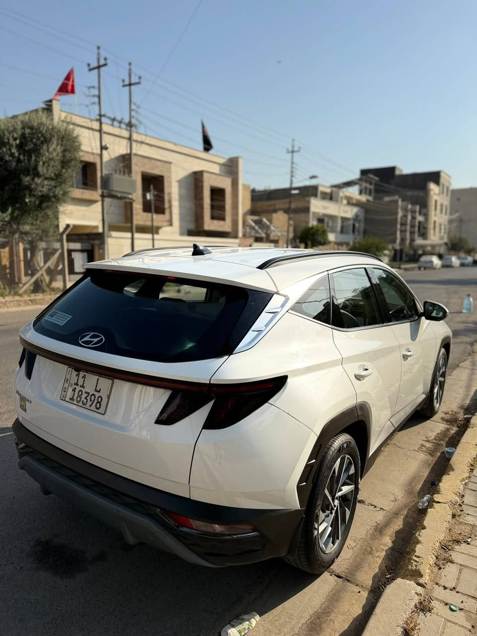 🚘 هيونداي توسان 2024 خليجي للبيع 
✅ مواصفات نص فل:

* محرك 2.0 أوتوماتيك
* تشغيل بصمة + دخول ذكي
* شاشة وسطية
* كاميرا خلفية
* حساسات أمامية وخلفية
* مثبت سرعه 
* شاشة عدادات رقمية
* مقاعد قماش ممتازه
* مكيف أوتوماتيك
* جنوط ألمنيوم
* إنارة LED
* مرايا كهربائية مع طي
* نظام مانع الانزلاق والثبات
* وسائد هوائية

📍 خليجي
📍 مكفوله محرك وكير وصبغ وبارد 
فقط طخه موضحه و ٣ رصعات بسيطه 
📍 العداد 40 الف 
📍 السعر: 199 ومجال بسيط للناس الطيبه

السياره موجوده بغداد السيديه
***********
