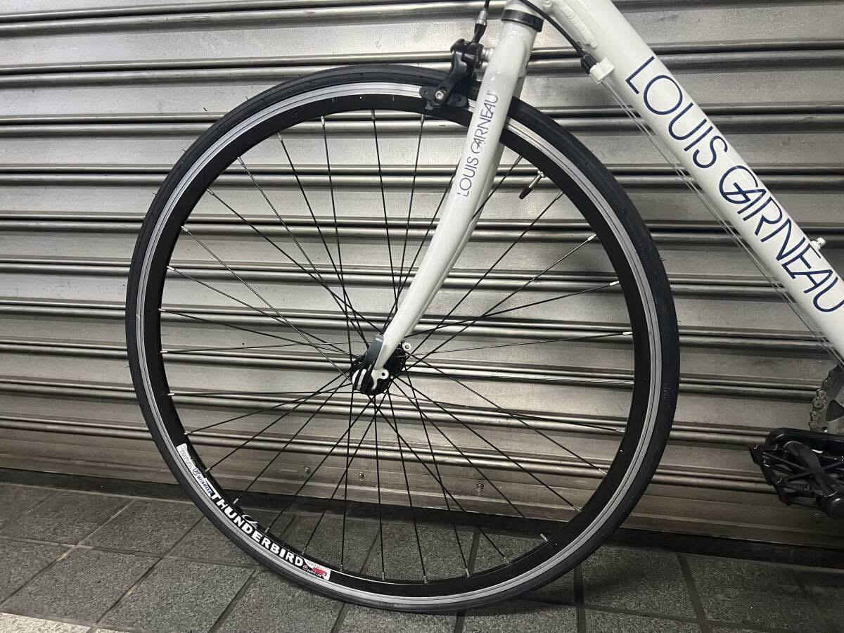النوعيه LOUS GARNEAU  ماركـه مشهور

دراجـة سبـاق  🚲 ⛺ 

بدالات السرعه 7×2

فول المنيوم خفيفه جداً 

الكَير لعاب حديث

سستم شيمانو  الشهير

كَلها مختمه و أغراضها  أصليه

فريم عآلي القيآس XL

ويـآلـة  Zoom طبقتيـن

السعر 300 ألف قفل

مكاني موصل حي المهندسين يم مول العالميه

للتواصل على الواتساب ***********
