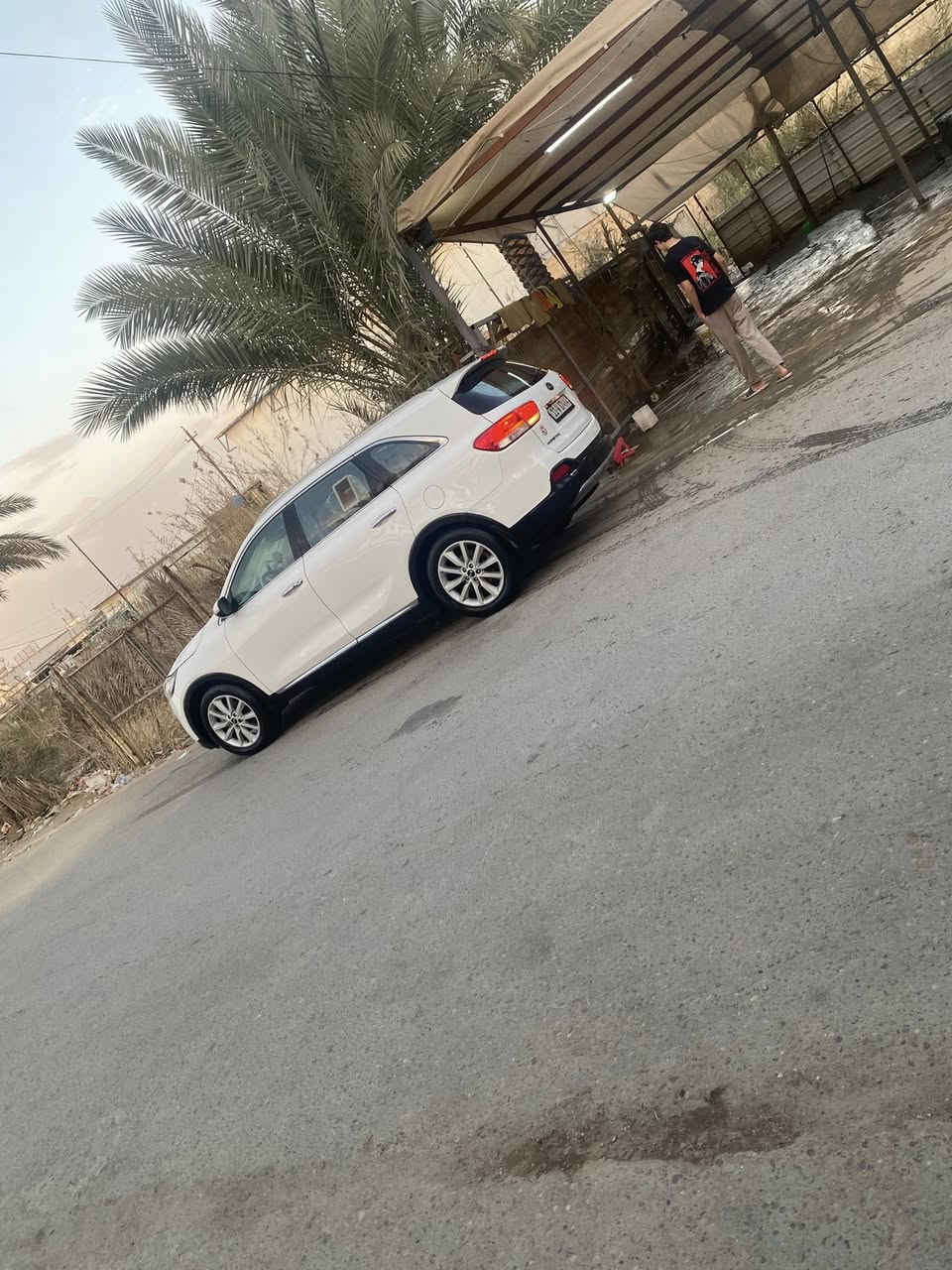 السلام عليكم
سورنتو 2016  ( خـليـجـي ) 
محرك سته  ضمان شركه لدوليه

لغود وشواصي وكير ومحرك مكفولات  
  رقم بغداد الجديد  باسمي  تحويل مباشر 
مكانه بغداد. الشعب

 مواصفات السيارة
1.بصمة فول 

.حساس امامي خلفي 
.ويل كب عدد 4
6.اشاير بالمري
7.كروز سرعة
8.تحكم ستيرن
9.مري شفط

11.بك لايت لد
12.نضام ترحيب
13.محرك 6 سلندر 3.500
14.Aux
15.Bluetooth
16.Usb
17.Gbs

20.اريل نفكيشن
21.كشنات جلد 
22.مقاعد عدد 7
23.ثلاث قطع تبريد
24.Abs
25.يدات كروم
26.درايف مود اربع وضعيات للقيادة
27.بصمة ابواب
28.كشن السائق والراكب كهرباء
29.السبير المقدس مانازل 
30.كامرة دوارة
31.لد نهاري
32.Androied outo
33.apple car play
34.مانع انزلاق
35.اوتو هولد
36.شاشة اصليه جي بي اس
37.تبريد بيانو لمس
38.انارة محيطية

40. تبريد منفصلة
للاتصال  ***********
