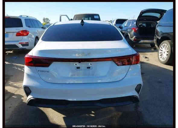 أللهم صلى على محمد وآل محمد 🧿
تم شراء سياره الان من مواقع التأمين ألف مبروك لصاحب السياره تستاهل كل خير بالتوفيق ان شاء الله 🌹
نوع السياره 2024 KIA FORTE  
ضرر موضح بالصور 
استيراد ع كتاب ذؤي الشهداء معفيه من رسوم كمرك ورسوم رقم 🙏 
مكتب حيدر الحسناوي لتجارة السيارات الامريكيه والكنديه عنوان بابل قضاء الكفل مجاور دائرة أحوال الكفل مقابل صيدليه الشهد 🌹 
*********** وات ساب 🇮🇶
