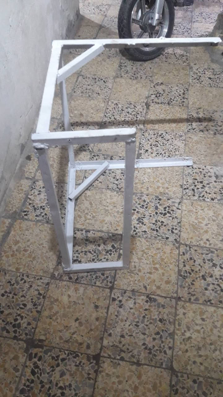 قمرية سائق ستوتة للبيع في البصرة سعر 35الف الي يريدها رقم التلفون بي وتساب ***********
