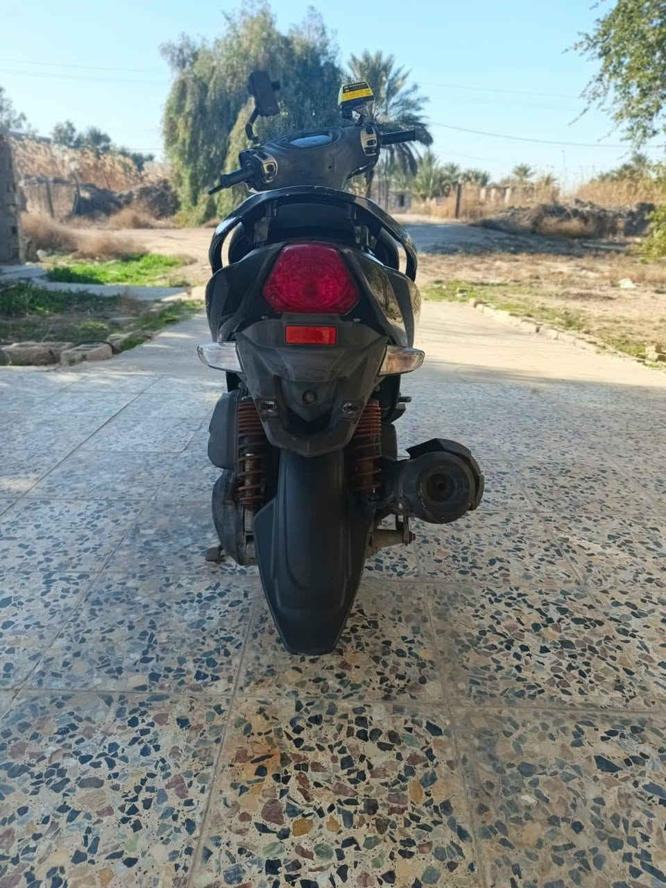 السلام عليكم دراجه جي تي ار نوزل
نضيفه كلش مال رمبه ما صار شهر من اخذته 
مكينه وكهربائيات كله مكفول 
دراجه شاهد الله ما متعوبه 
مكان بغداد الشعله
السعر 1100وبيها مجال 
رقمي ‏‪***********‬‏/***********
