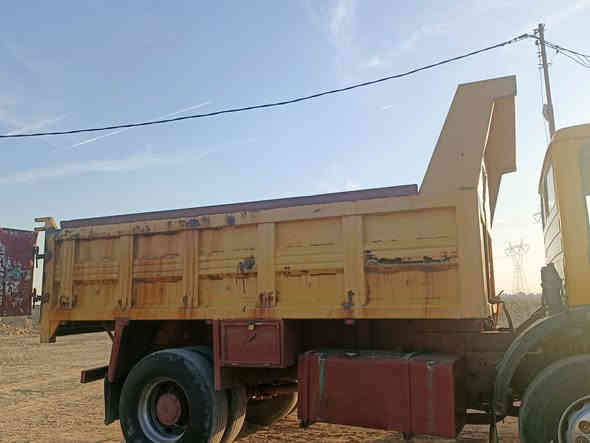 السلام عليكم بدي للبيع الطول 4.44 ونج بلسدر شاصي عدل الاستفسار الاتصال علا الرقام ***********//***********
