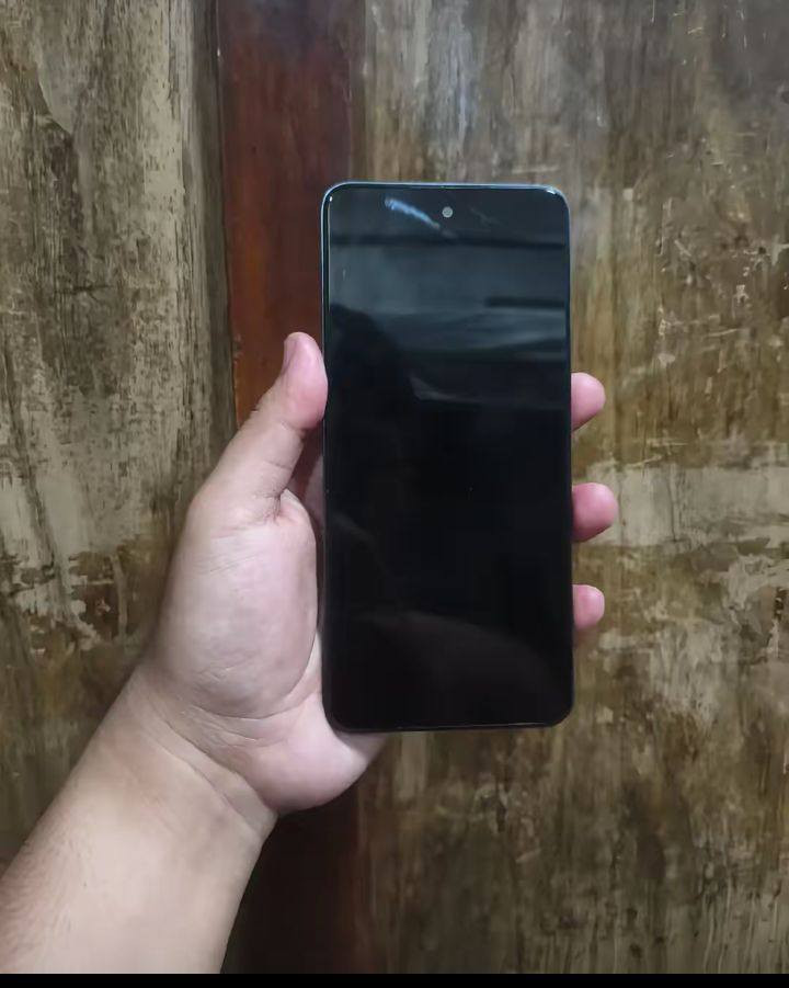 اسلام عليكم تكنو سبارك كو 2024للبيع الجهاز جديد وضع شركه بس مبدل فلاته مال شحن فقط بيع فقط السعر 80وبي مجال اتصل ***********
